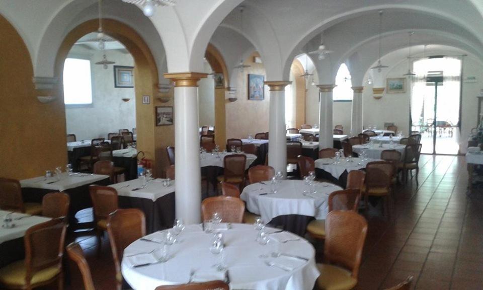 Hotel Riviera Ristorante La Briciola Novellara エクステリア 写真