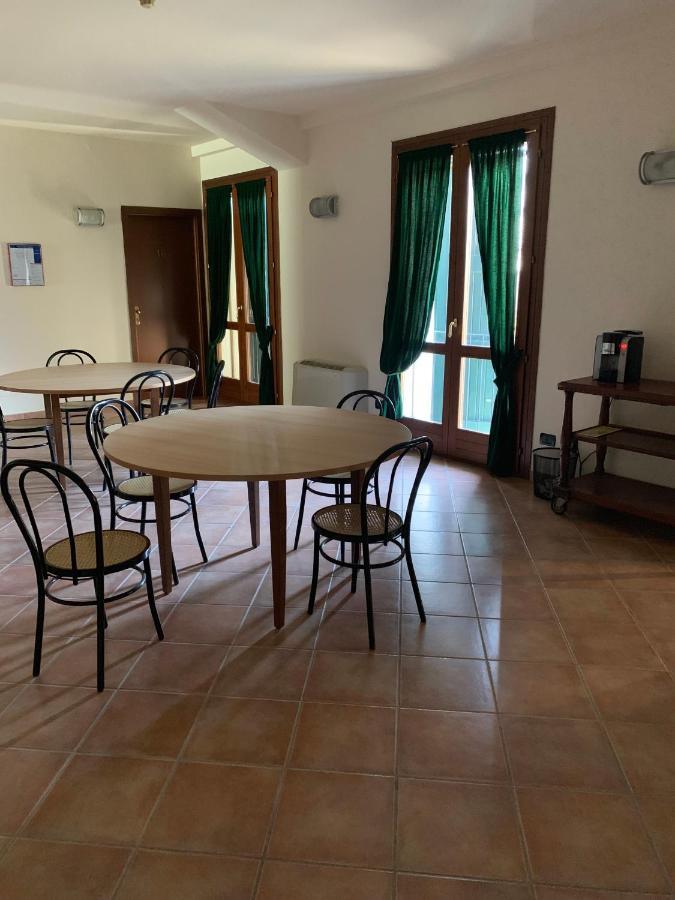 Hotel Riviera Ristorante La Briciola Novellara エクステリア 写真